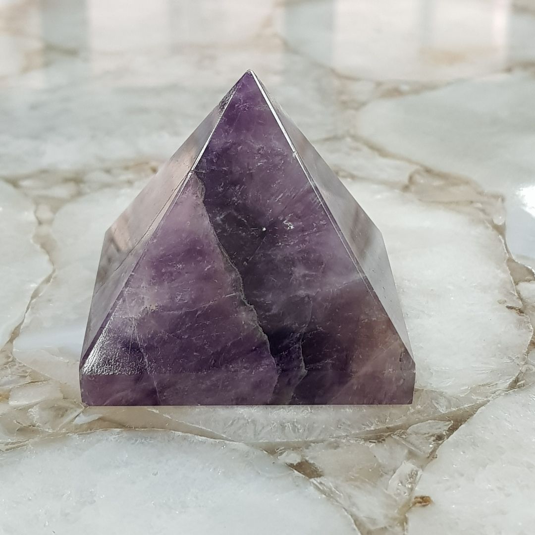Amethyst - Pyramid - 4.5cm Amethyst - Pyramid - 4.5cm